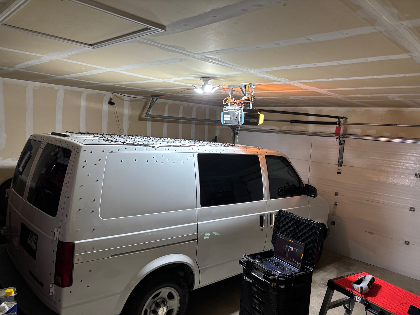 3d Scan - Chevy Astro Cargo Van '05 - Roof