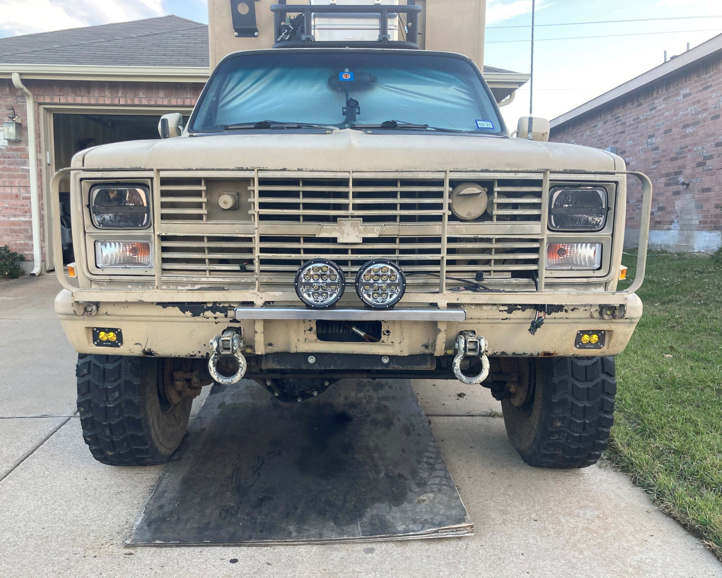 GM Truck ( '81-'87 ('91)) - Front Light Mounting Bracket